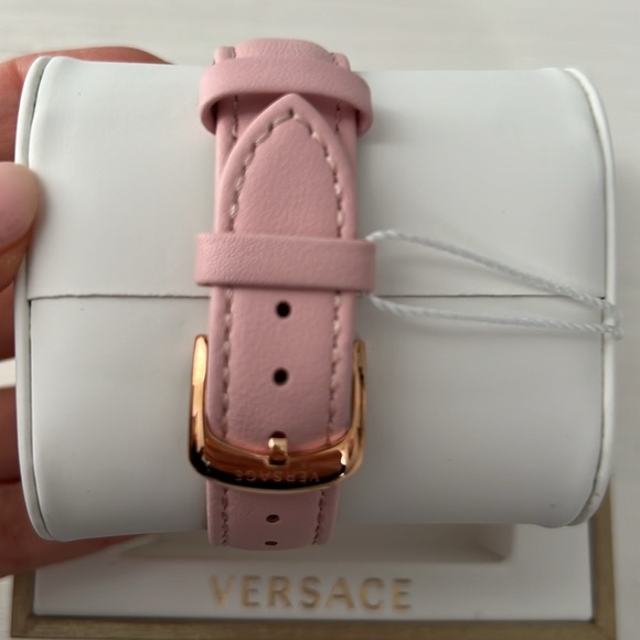 Versace Palazzo empire leather strap watch, 39mm - Picture 6 of 6